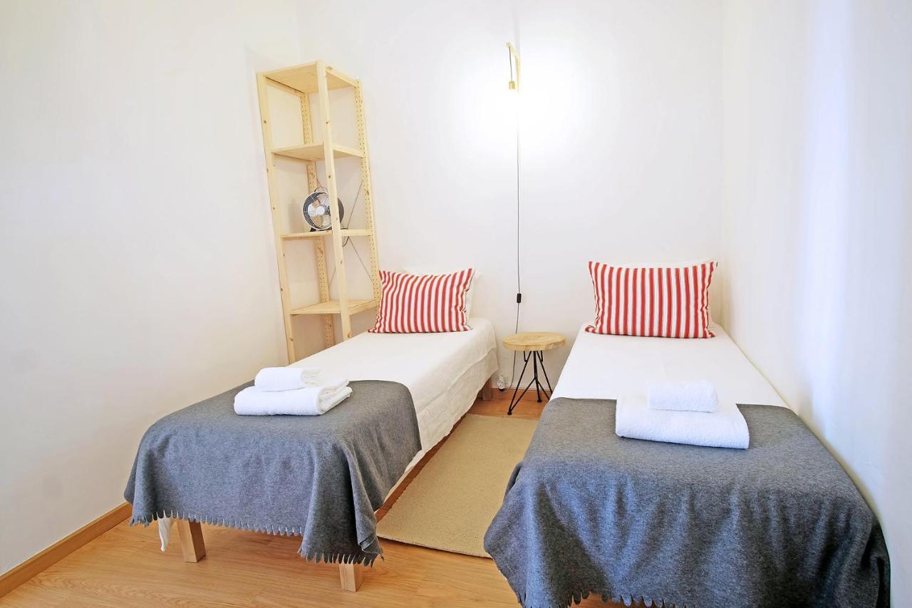 Bh1 4Br In Heart Of Bohemian Bairro Alto Apartment Lisbon Luaran gambar