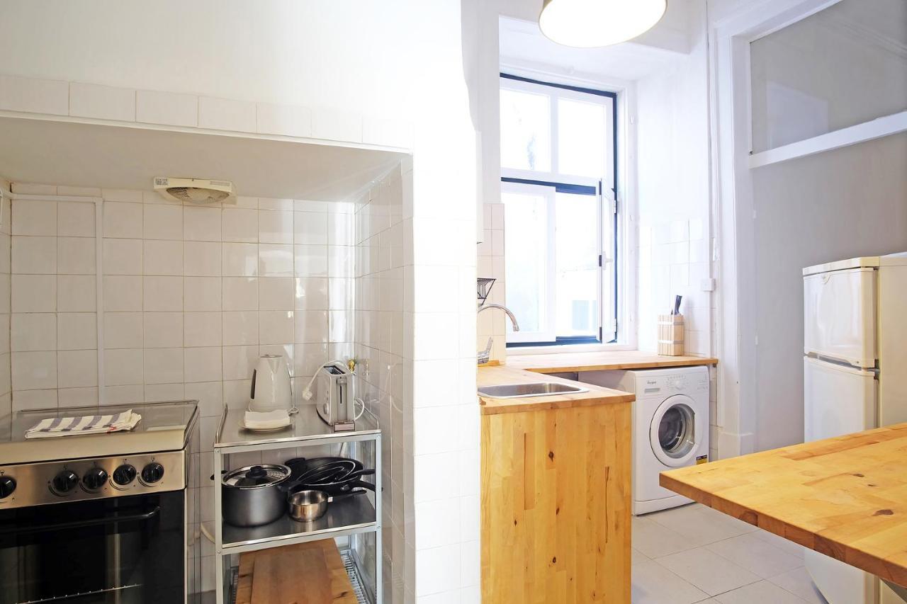Bh1 4Br In Heart Of Bohemian Bairro Alto Apartment Lisbon Luaran gambar